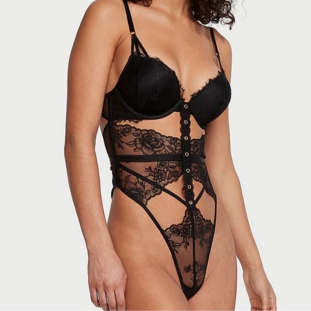 Victoria’s Secret $̶1̶1̶0̶ BOMBSHELL Teddy Black Lace